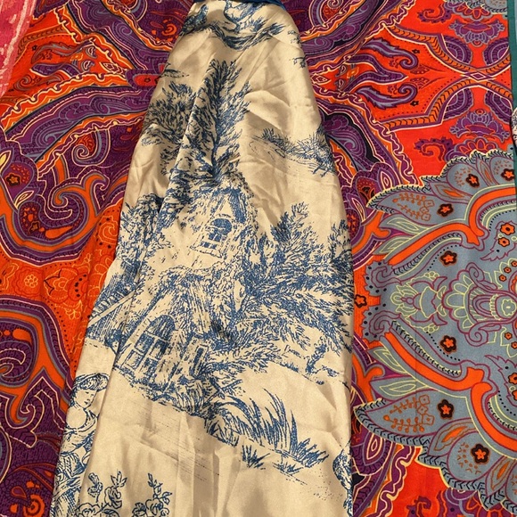 Swimsuit - Picture 3 of 3